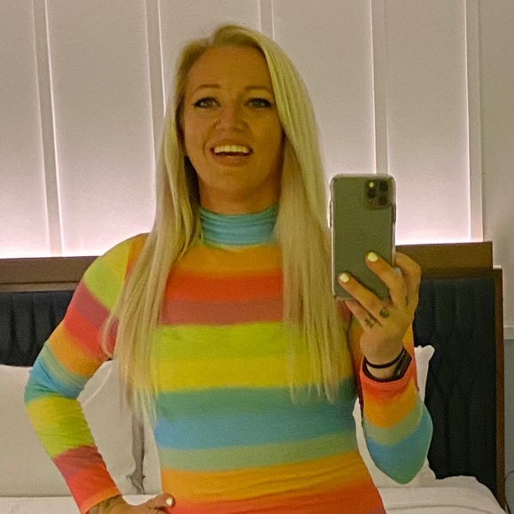 Meet your Posher, Heidi - Picture 1 of 1